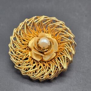 Gold Tone Wire Flower Brooch Vintage Faux Pearl Spun Wire